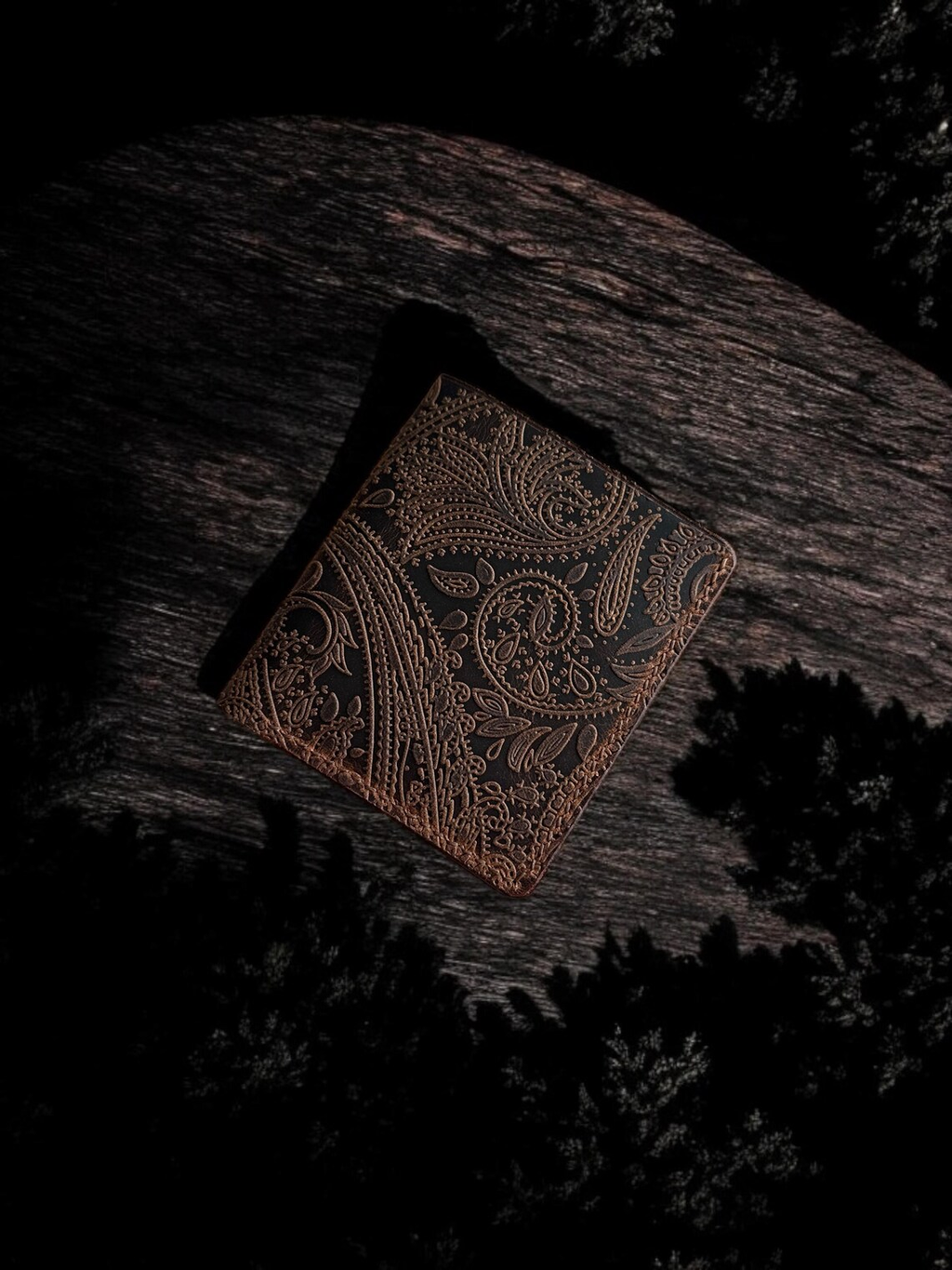 Handcrafted Paisley Embossed Leather Minimalist Bi-Fold Wallet