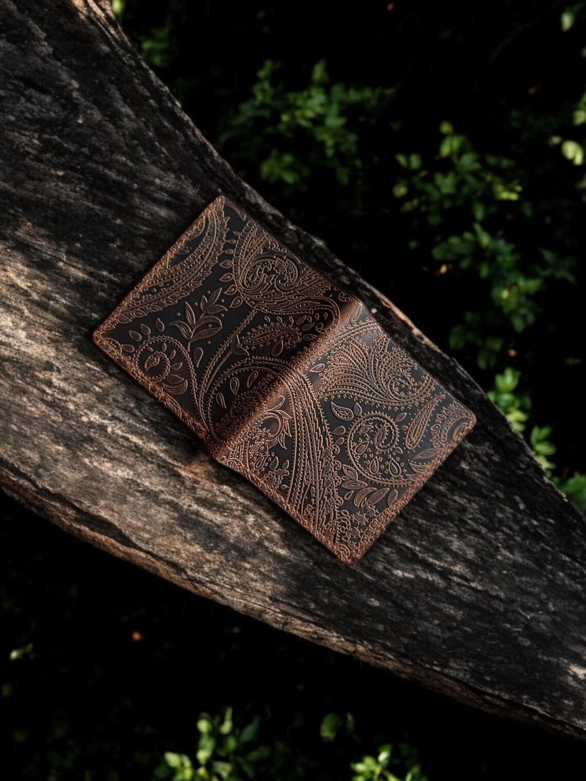 Handcrafted Paisley Embossed Leather Minimalist Bi-Fold Wallet